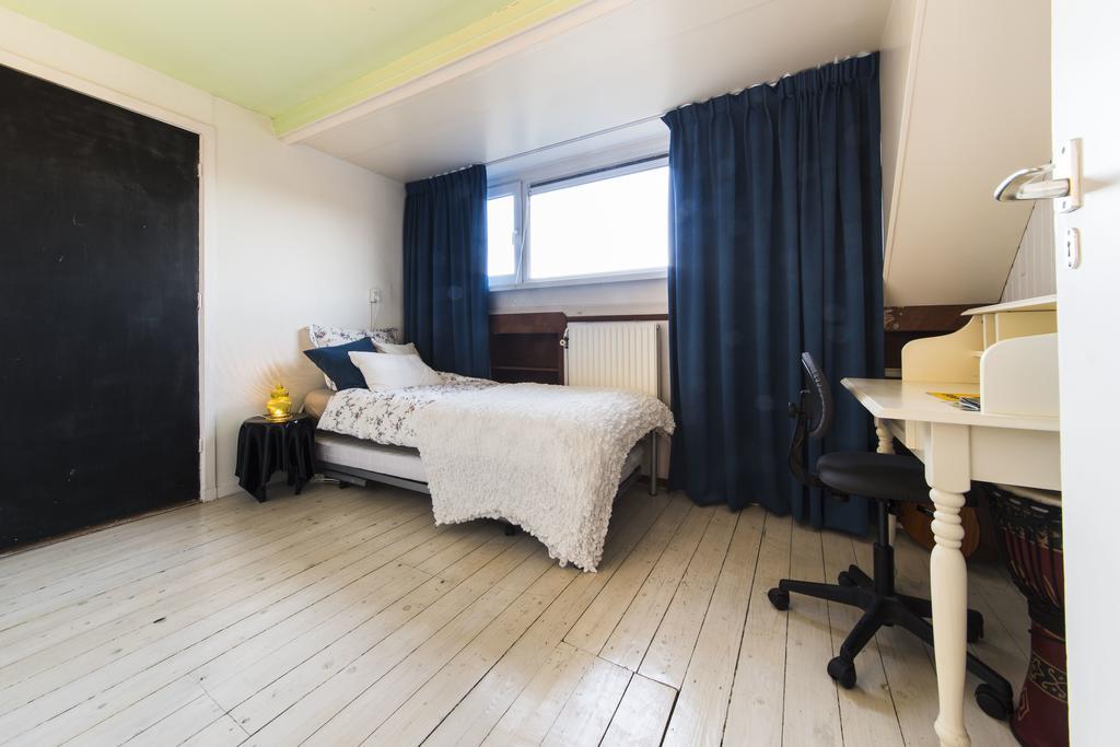 Villa Dirkzwager Шидам Екстериор снимка